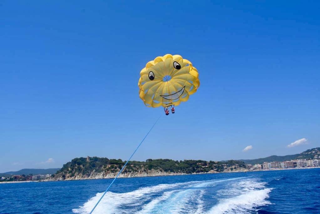 Lloret Apartment Beach 滨海略雷特 外观 照片
